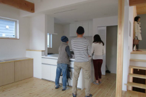 完成現場見学会