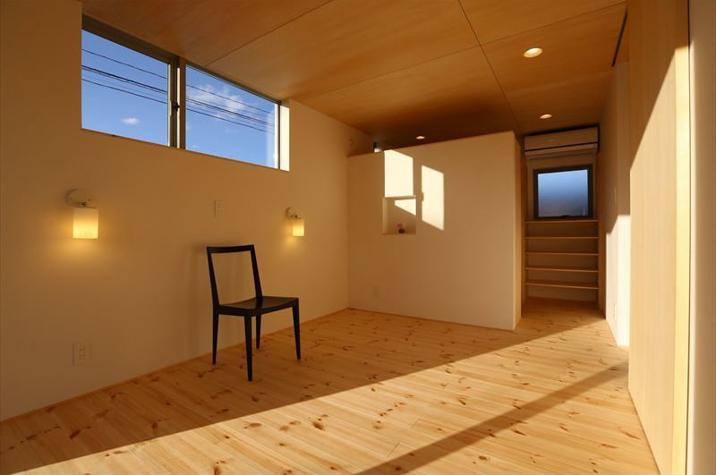 無垢材を使ったシンプルな居室