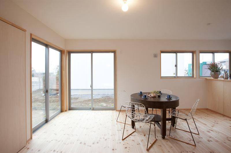 連続開口により明るく開放的な空間