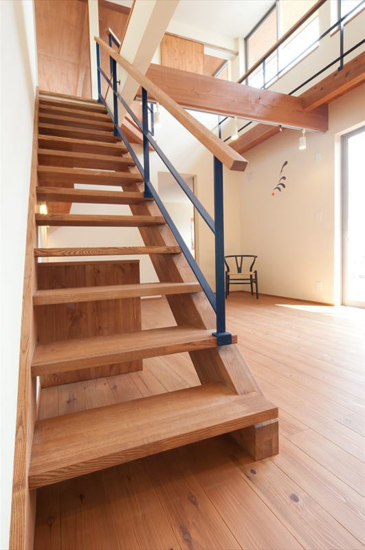 木製のオリジナル階段