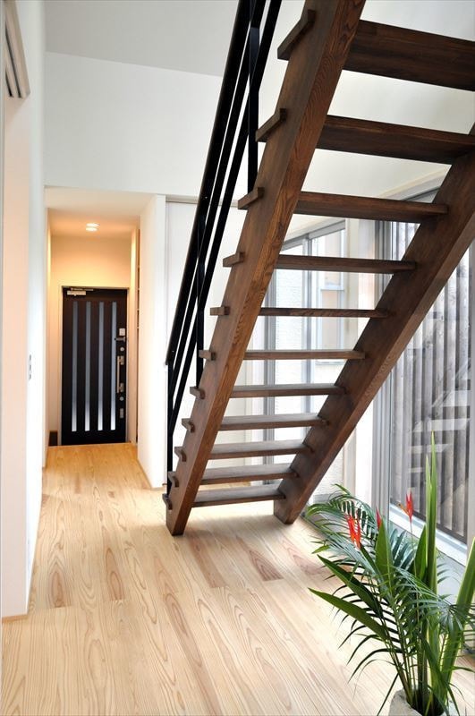 オリジナルの鉄骨階段