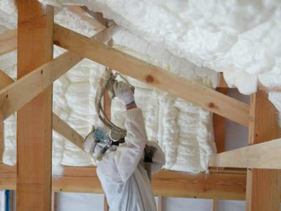 ウレタン吹き付けの断熱