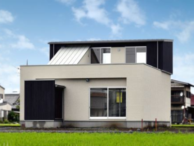 スクエア型のモダンなデザイン