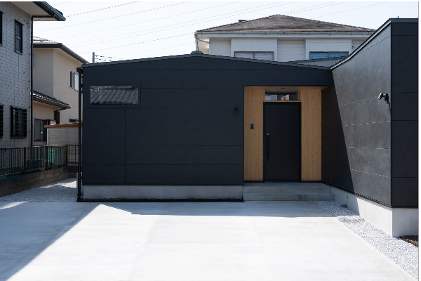 和風モダンな外観